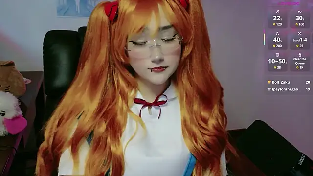 Livelle69 online show from April 7, 2026, 9:04 pm