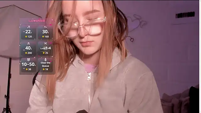 kristal joi dl online show from September 26, 2025, 12:20 pm