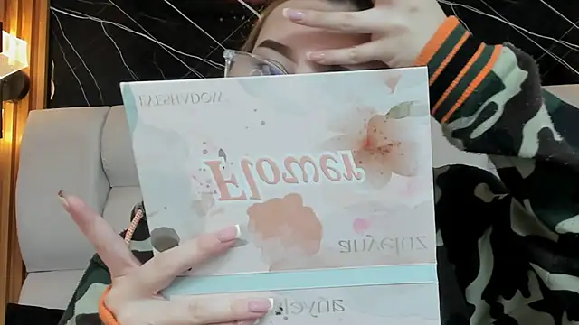 kristal joi dl online show from November 26, 2025, 12:17 pm