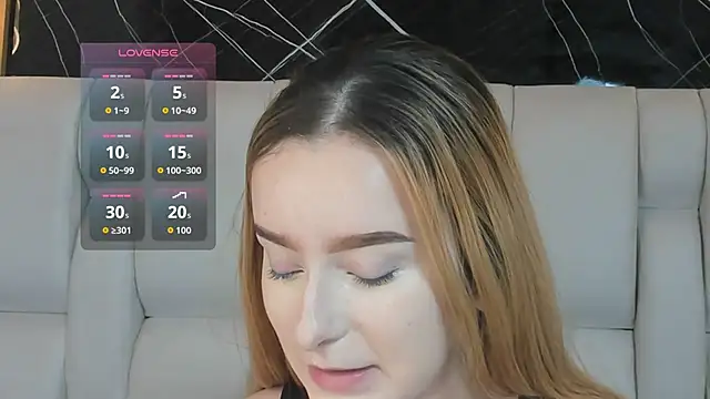 kristal joi dl online show from December 2, 2025, 11:48 am