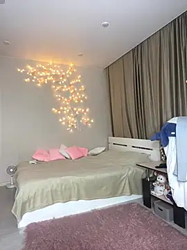 Bellissa  online show from November 4, 2025, 10:53 pm