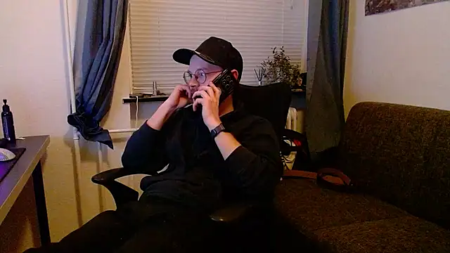 ChefDeLust online show from November 20, 2025, 3:56 pm