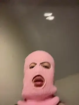 Snapshot of destiny69col chatting on November 7, 2025, 12:54 am destiny69col online show from November 7, 2025, 12:54 am