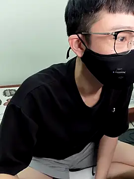 Snapshot of CYCYCYCYCY chatting on September 27, 2025, 2:00 pm CYCYCYCYCY online show from September 27, 2025, 2:00 pm