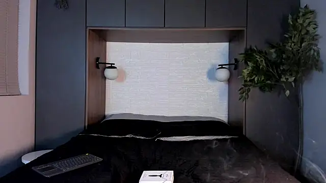 AustinJones  online show from November 21, 2025, 7:34 pm