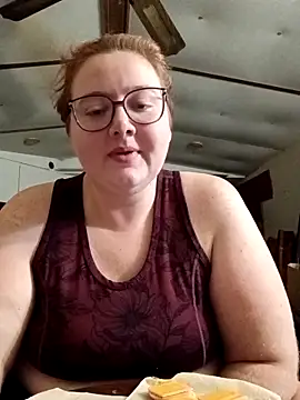 XEmoxkittyx online show from February 26, 2026, 12:20 am