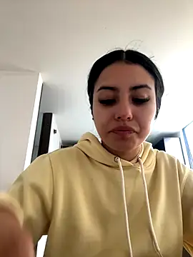 Victoria alson online show from September 30, 2025, 1:49 pm