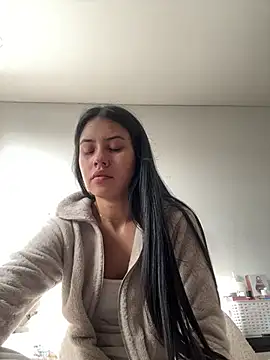 Snapshot of Victoria_alson chatting on July 7, 2026, 12:42 pm Victoria alson online show from July 7, 2026, 12:42 pm