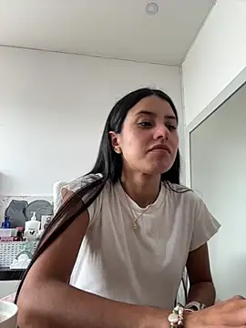 Snapshot of Victoria_alson chatting on July 29, 2026, 5:22 pm Victoria alson online show from July 29, 2026, 5:22 pm