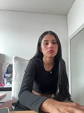 Snapshot of Victoria_alson chatting on July 31, 2026, 3:44 pm Victoria alson online show from July 31, 2026, 3:44 pm