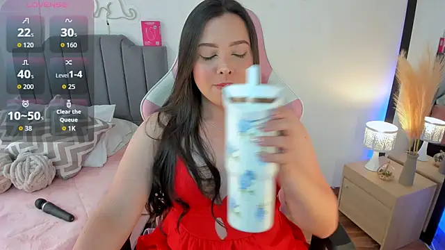 amaia monet online show from April 15, 2026, 7:43 pm