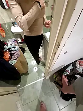 Snapshot of RimMasterAndYourJuice chatting on November 9, 2025, 3:54 pm RimMasterAndYourJuice online show from November 9, 2025, 3:54 pm