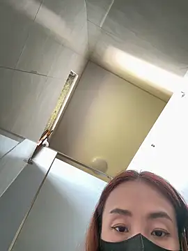 xiaoliansweet online show from September 13, 2025, 4:23 am