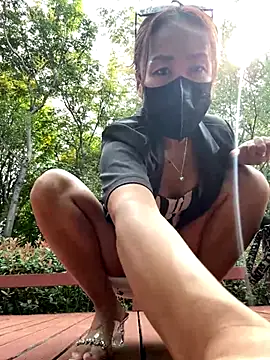 xiaoliansweet online show from September 15, 2025, 6:02 am