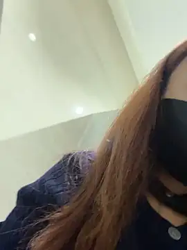 xiaoliansweet online show from October 11, 2025, 5:50 am