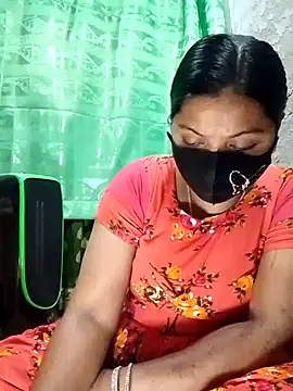 Snapshot of Mistompa24 chatting on February 1, 2026, 7:07 am Mistompa24 online show from February 1, 2026, 7:07 am