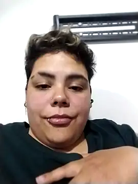 Snapshot of Hailey_Curvy chatting on October 26, 2025, 4:07 am Hailey Curvy online show from October 26, 2025, 4:07 am