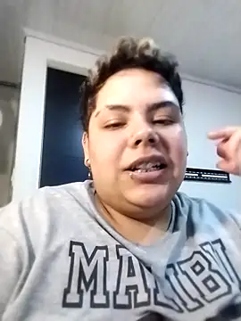 Snapshot of Hailey_Curvy chatting on October 30, 2025, 1:07 am Hailey Curvy online show from October 30, 2025, 1:07 am