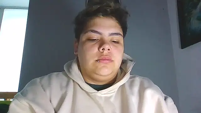 Snapshot of Hailey_Curvy chatting on November 13, 2025, 10:58 am Hailey Curvy online show from November 13, 2025, 10:58 am