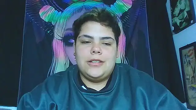 Snapshot of Hailey_Curvy chatting on November 15, 2025, 11:07 am Hailey Curvy online show from November 15, 2025, 11:07 am