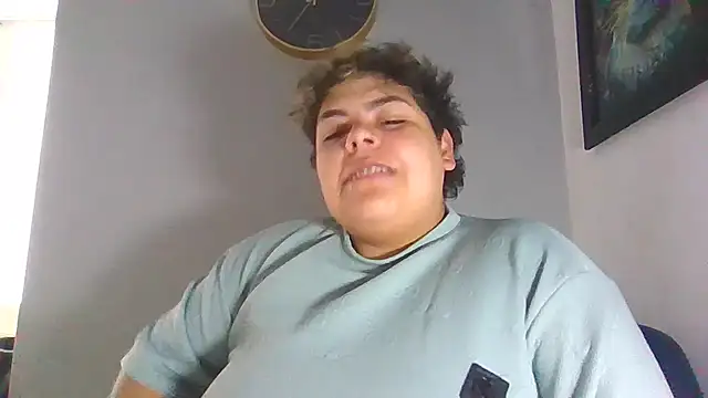 Snapshot of Hailey_Curvy chatting on December 1, 2025, 11:15 am Hailey Curvy online show from December 1, 2025, 11:15 am