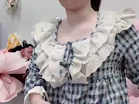 Snapshot of Stella-869 chatting on October 22, 2025, 10:37 am Stella-869 online show from October 22, 2025, 10:37 am