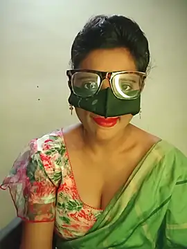 Mohini Josh069 online show from July 3, 2026, 1:28 pm