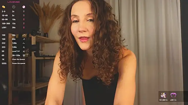 laracroftmansion online show from October 1, 2025, 5:19 pm