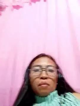 pinayhotii online show from June 1, 2026, 2:41 pm