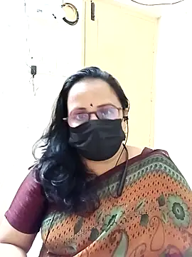 Snapshot of Ananya_flower chatting on September 22, 2025, 4:42 pm Ananya flower online show from September 22, 2025, 4:42 pm