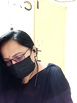 Snapshot of Ananya_flower chatting on October 5, 2025, 7:39 am Ananya flower online show from October 5, 2025, 7:39 am