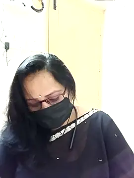 Snapshot of Ananya_flower chatting on October 14, 2025, 3:35 pm Ananya flower online show from October 14, 2025, 3:35 pm