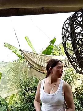 Snapshot of _Helala_ chatting on September 9, 2025, 7:19 am Helala online show from September 9, 2025, 7:19 am