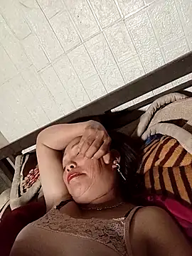 Snapshot of _Helala_ chatting on October 25, 2025, 9:17 am Helala online show from October 25, 2025, 9:17 am