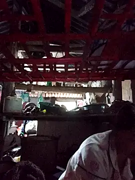 Snapshot of _Helala_ chatting on November 11, 2025, 12:32 am Helala online show from November 11, 2025, 12:32 am