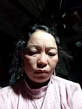 Snapshot of _Helala_ chatting on March 1, 2026, 11:40 pm Helala online show from March 1, 2026, 11:40 pm