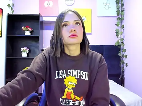 Tammy Thompson  online show from October 2, 2025, 2:13 pm