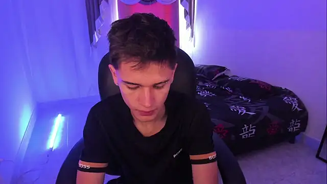 Aron Boyy online show from December 1, 2025, 7:30 pm