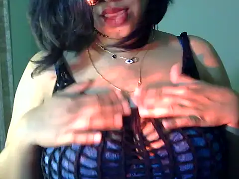 Snapshot of indianninza chatting on June 4, 2026, 6:03 pm indianninza online show from June 4, 2026, 6:03 pm