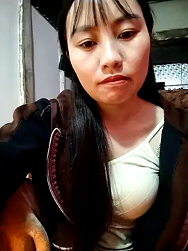   Sasulq   online show from November 27, 2025, 3:52 am