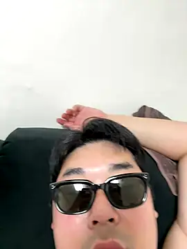 gayfucuxuc online show from September 21, 2025, 2:51 pm