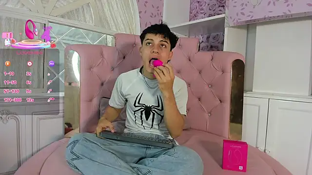 Dani rivass online show from October 11, 2025, 11:31 am