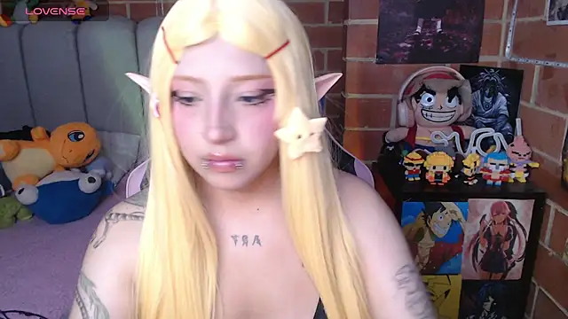 Snapshot of _alexa19pretty_ chatting on July 15, 2026, 7:41 pm alexa19pretty online show from July 15, 2026, 7:41 pm