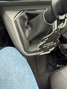 julienCr7 online show from April 13, 2026, 6:19 am