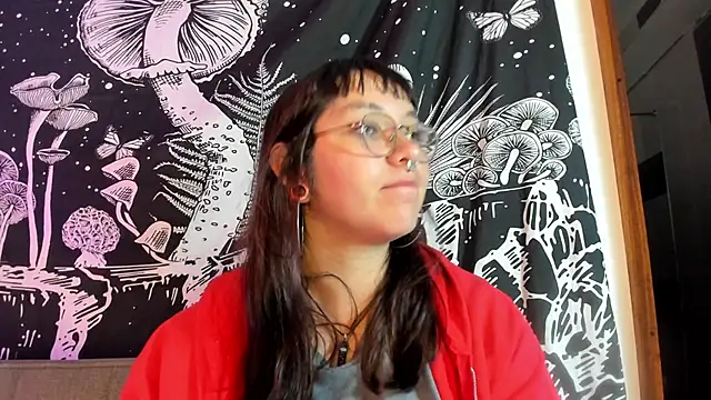 Snapshot of Violetaa_Leee chatting on October 8, 2025, 2:20 am Violetaa Leee online show from October 8, 2025, 2:20 am