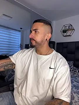 ALEXXX KING online show from October 5, 2025, 1:09 pm