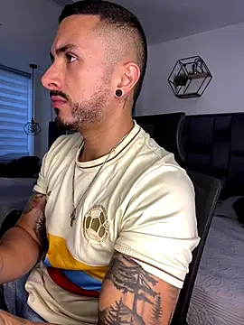 ALEXXX KING online show from October 7, 2025, 12:46 pm