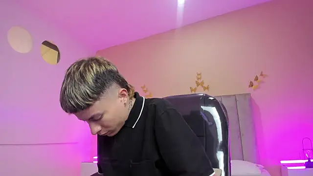 Nascary Fox online show from April 2, 2026, 12:36 pm