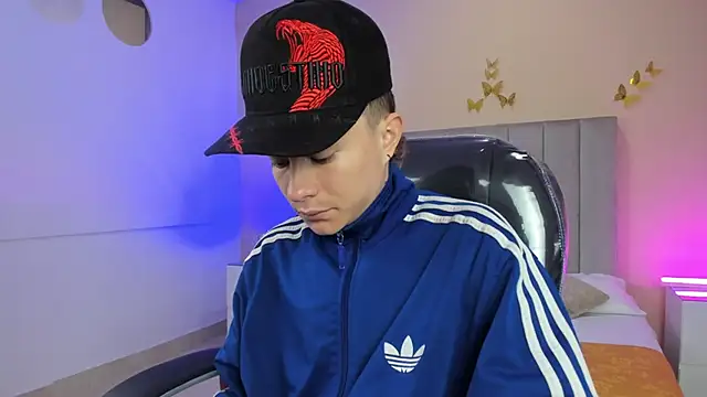 Nascary Fox online show from April 16, 2026, 12:17 pm