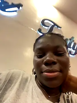 Snapshot of CBonita chatting on September 12, 2025, 5:57 pm CBonita online show from September 12, 2025, 5:57 pm